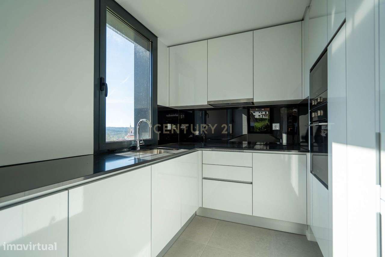 Apartamento T3 - Empreendimento Gardens - Novo - Grande imagem: 3/25