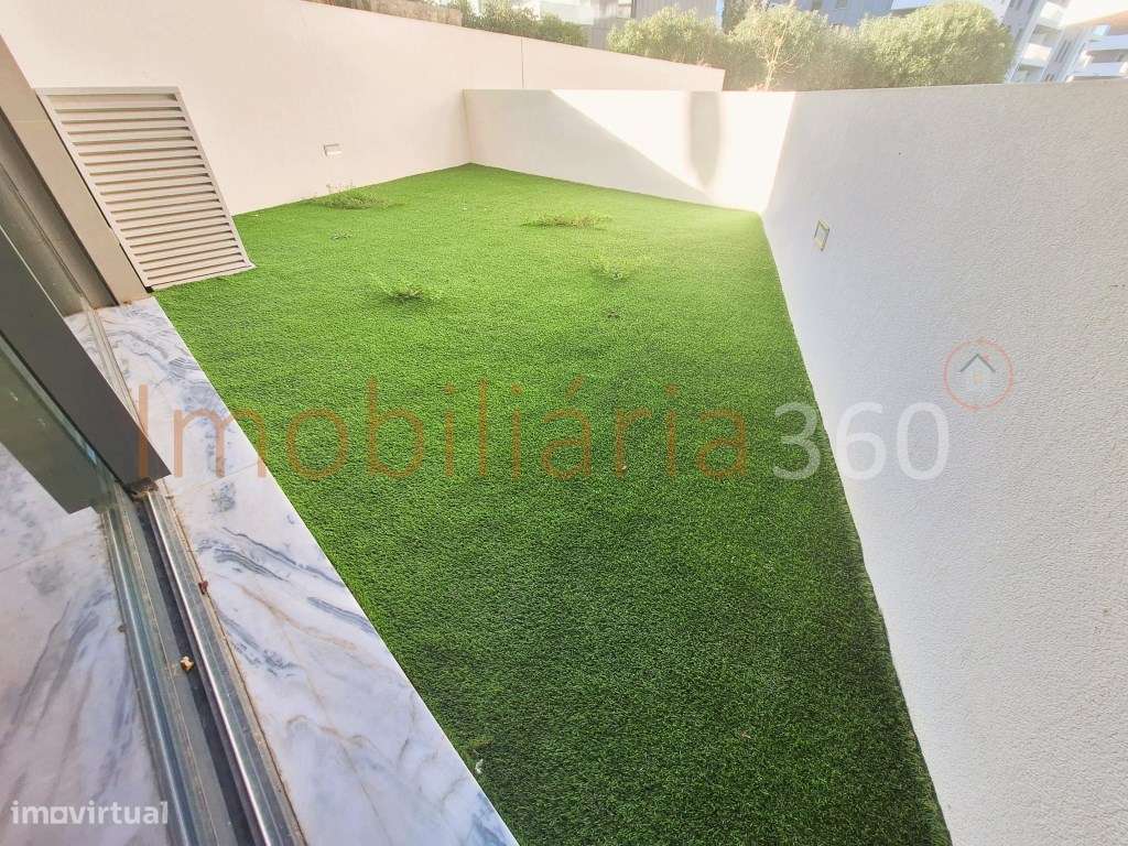 **T2 Senhora do Porto com Terraço** - Grande imagem: 2/22