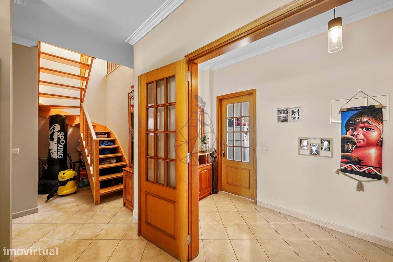 Apartamento T1+3 com Vista Mar do terraço em Quarteira-26