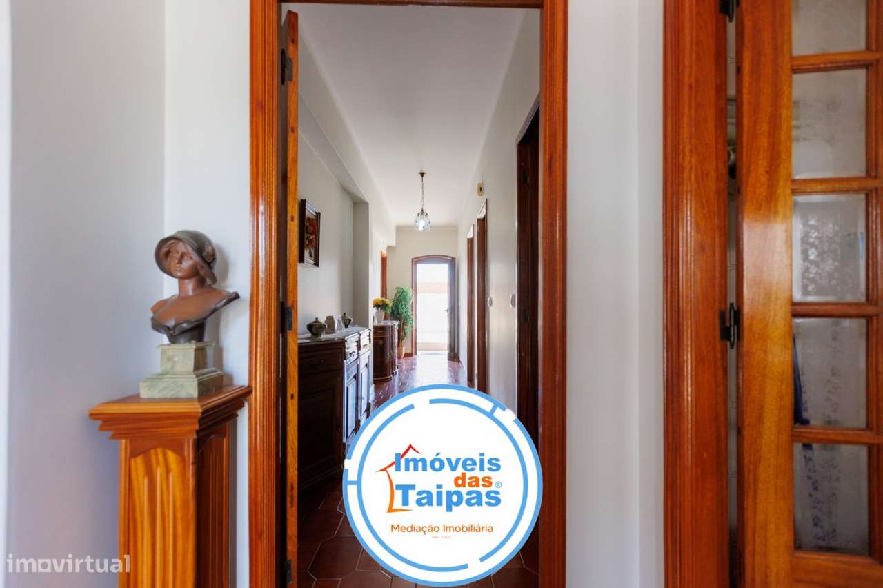 Vende-se Moradia em Barco - Guimarães-8