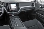 Volvo XC 60 2.0 D4 Momentum Plus Geartronic - 21