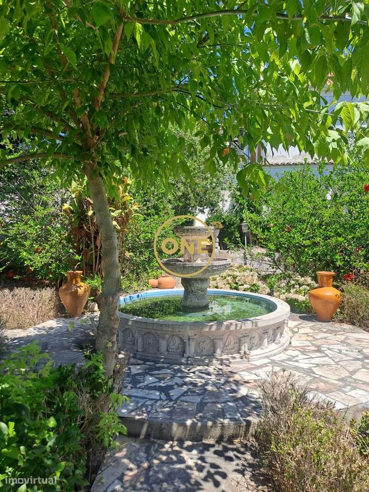 Moradia  Única T4  com terreno de 1.053m2 - Grande imagem: 5/31