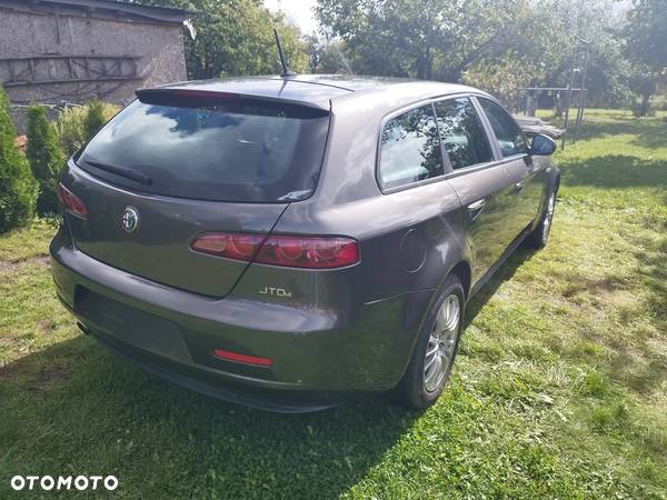 Alfa Romeo 159 1.9JTDM Progression - 22