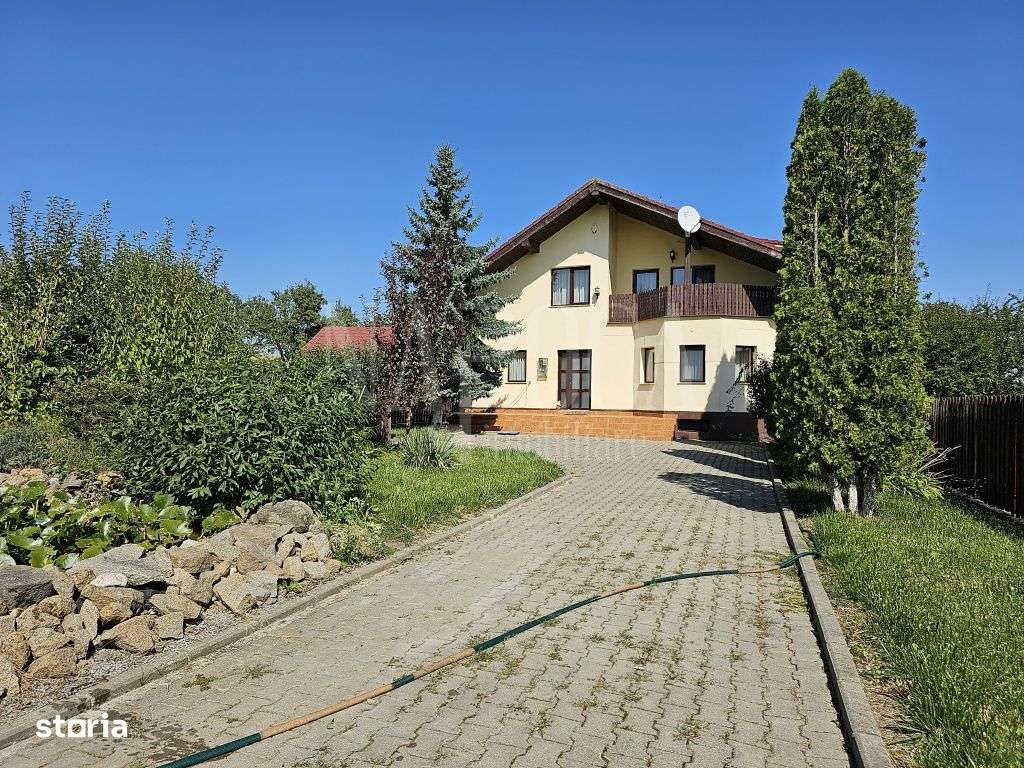 Casa 6 camere de vanzare in Tureni