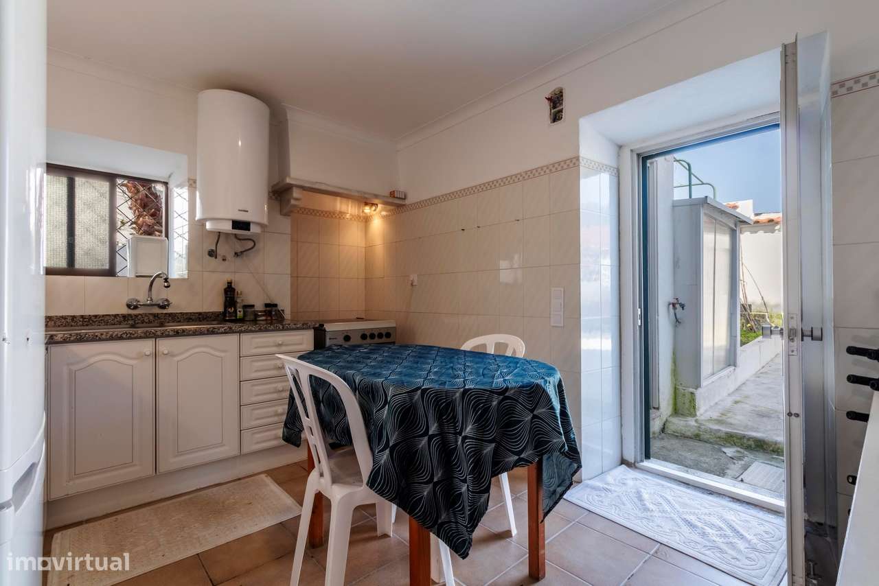 Apartamento T3+1 com Terraço e 3 Wcs em Galamares, Sintra-33