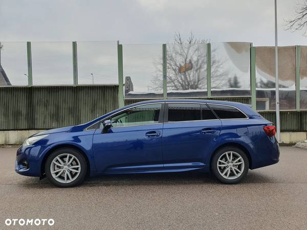 Toyota Avensis 2.0 D-4D Premium - 8