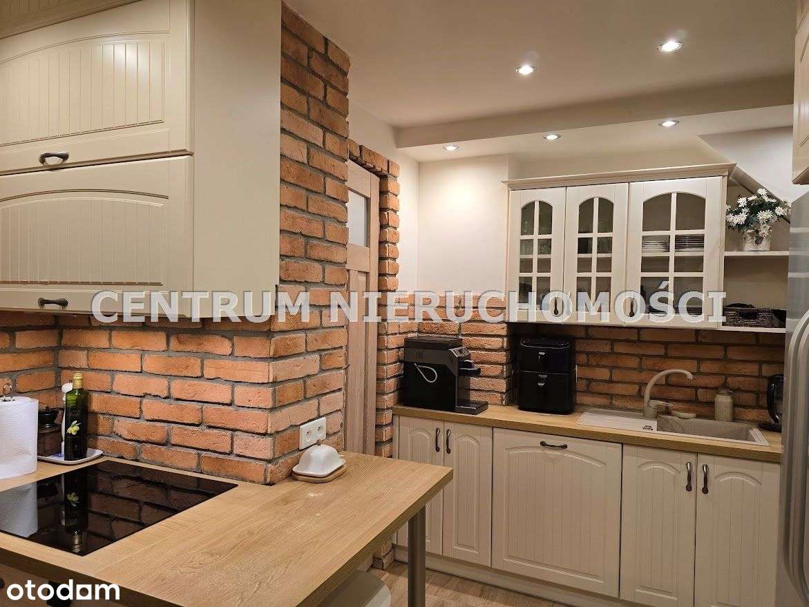 PIĘKNE MIESZKANIE BLISKO CENTRUM !!!-0