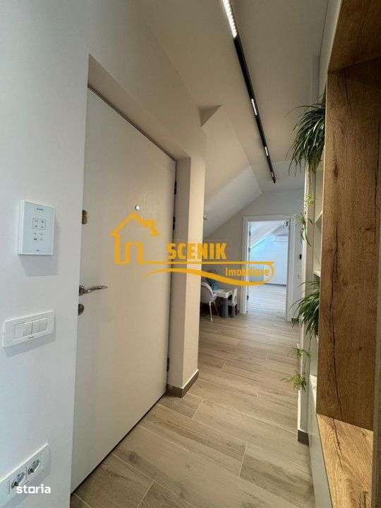 Penthouse de exceptie, vedere Tampa, acces exclusivist cu liftul pana-13