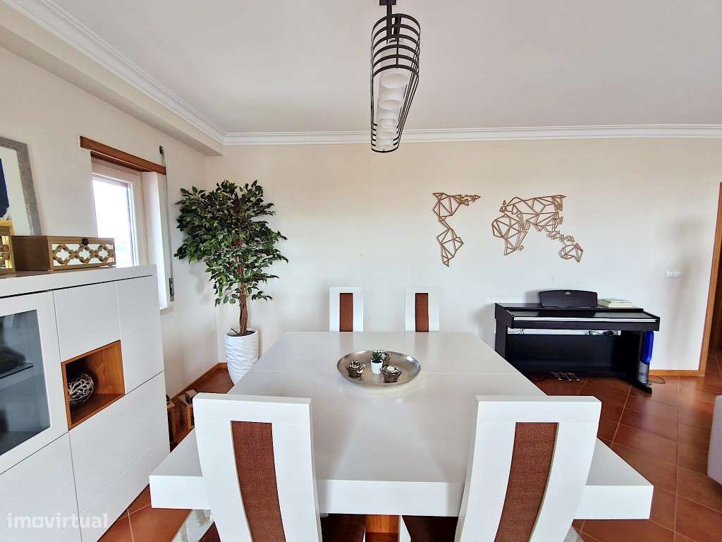 Apartamento T3 em Sesimbra com boas áreas - Grande imagem: 5/49