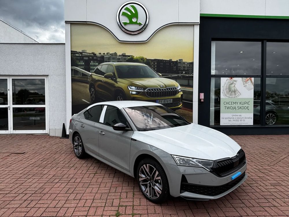 SKODA OCTAVIA Octavia Sportline 1,5 TSI m-HEV 150 KM 7-biegowa DSG