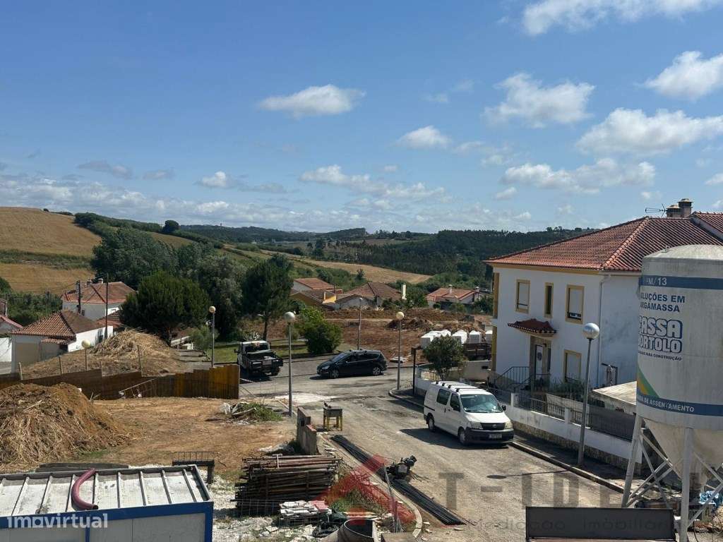 Moradia T3 Nova Moderna-12