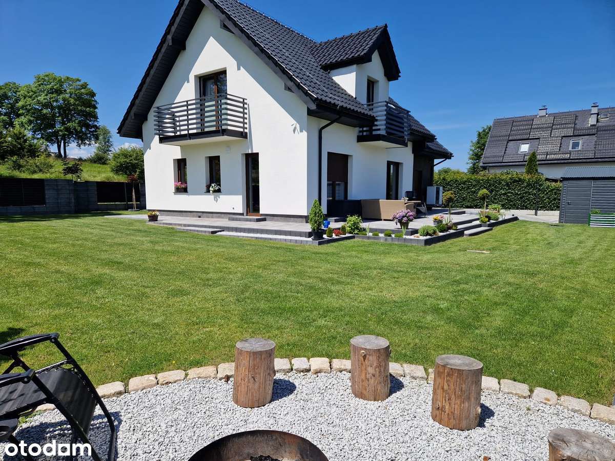 Dom jednorodzinny, gotowy do zamieszkania!-1