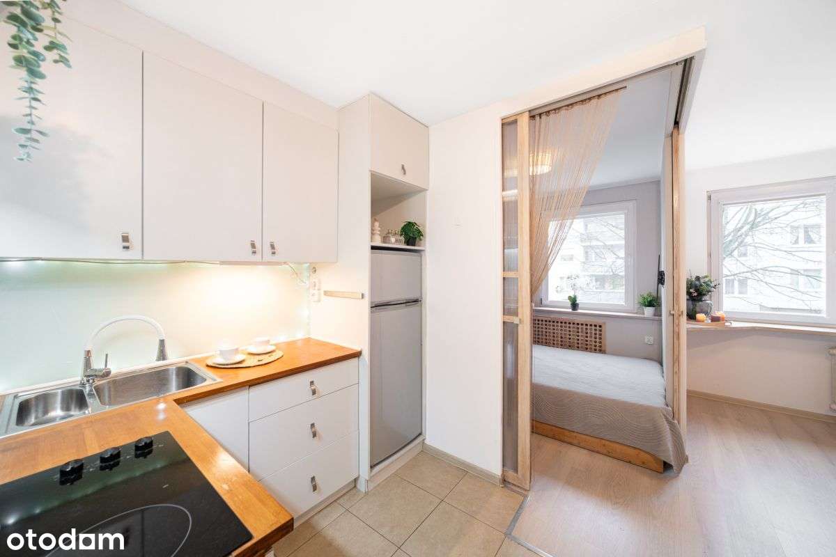 funkcjonalna kawalerka z sypialnią i garderobą!-8