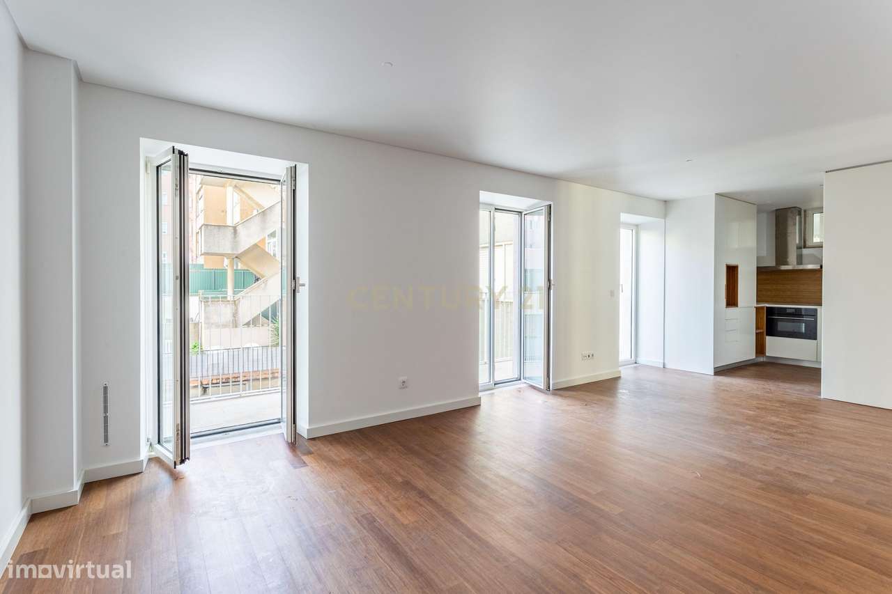 Apartamento T2 novo com varanda Rua Palmira Lisboa - Grande imagem: 4/17