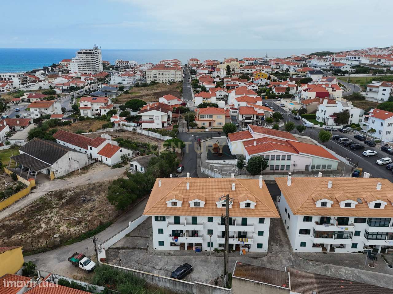 Duplex T2+2 em Lourinhã com Terraço e Proximidade à Praia-8