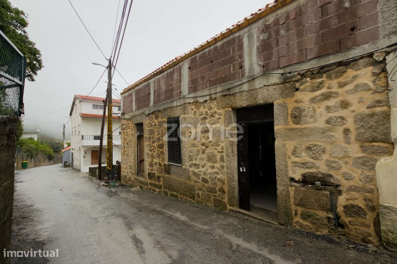 Moradia T5 Totalmente Renovada para venda em Fornos de Algodres - Grande imagem: 4/19