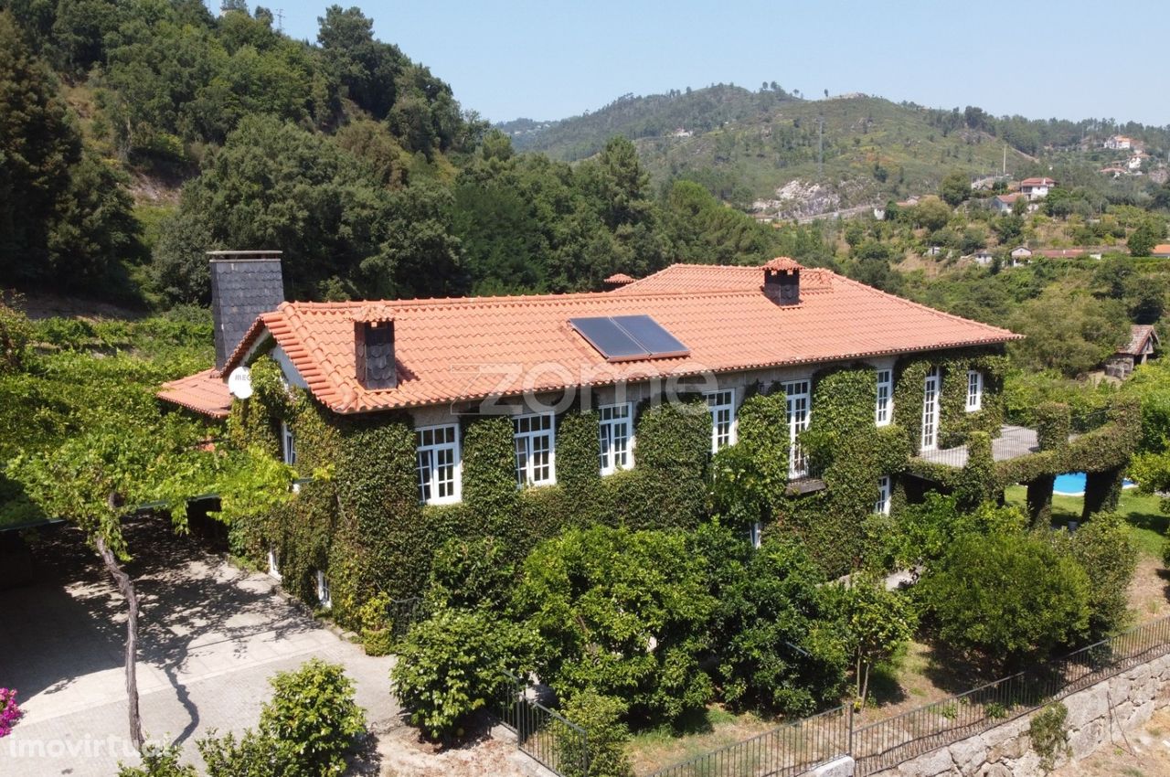 Quinta T4 com piscina, vinha e capela - Gondar, Amarante