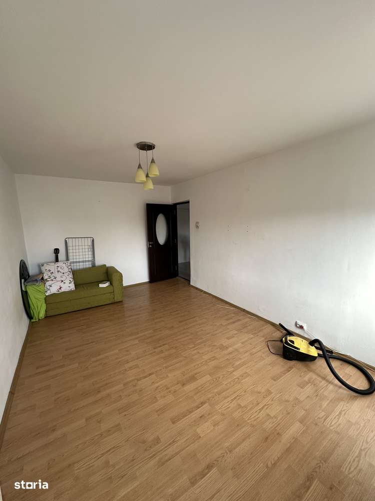 Apartament 2 cam decomandat Brosteni - Imagine principală: 5/10