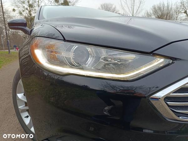 Ford Mondeo 2.0 Hybrid CVT - 24