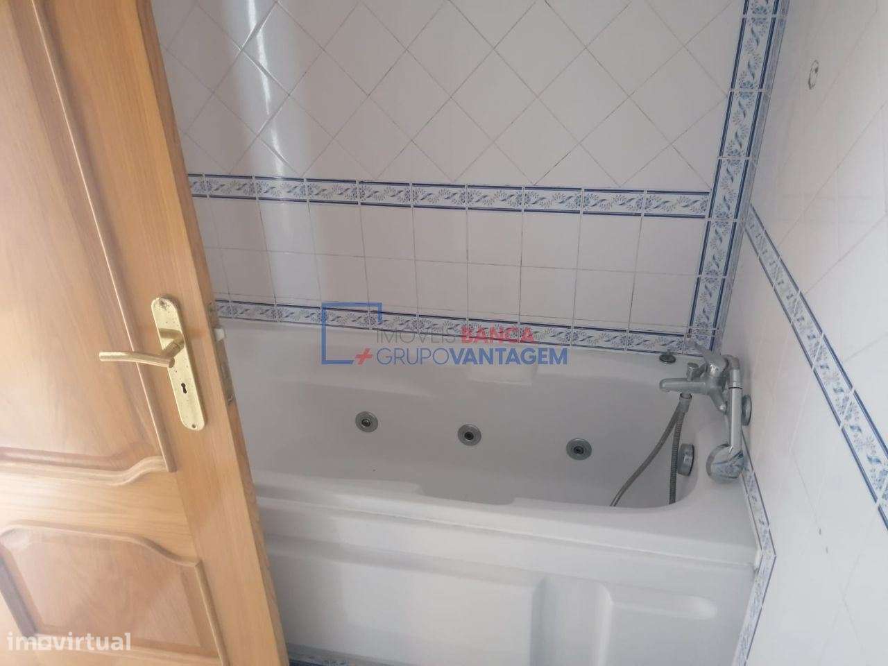 T2 na Quinta do Conde - Grande imagem: 5/13