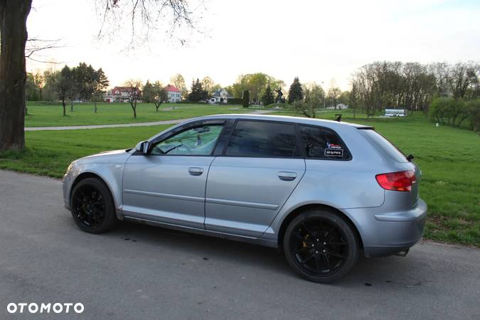 Audi A3 2.0 TDI DPF Attraction - 4