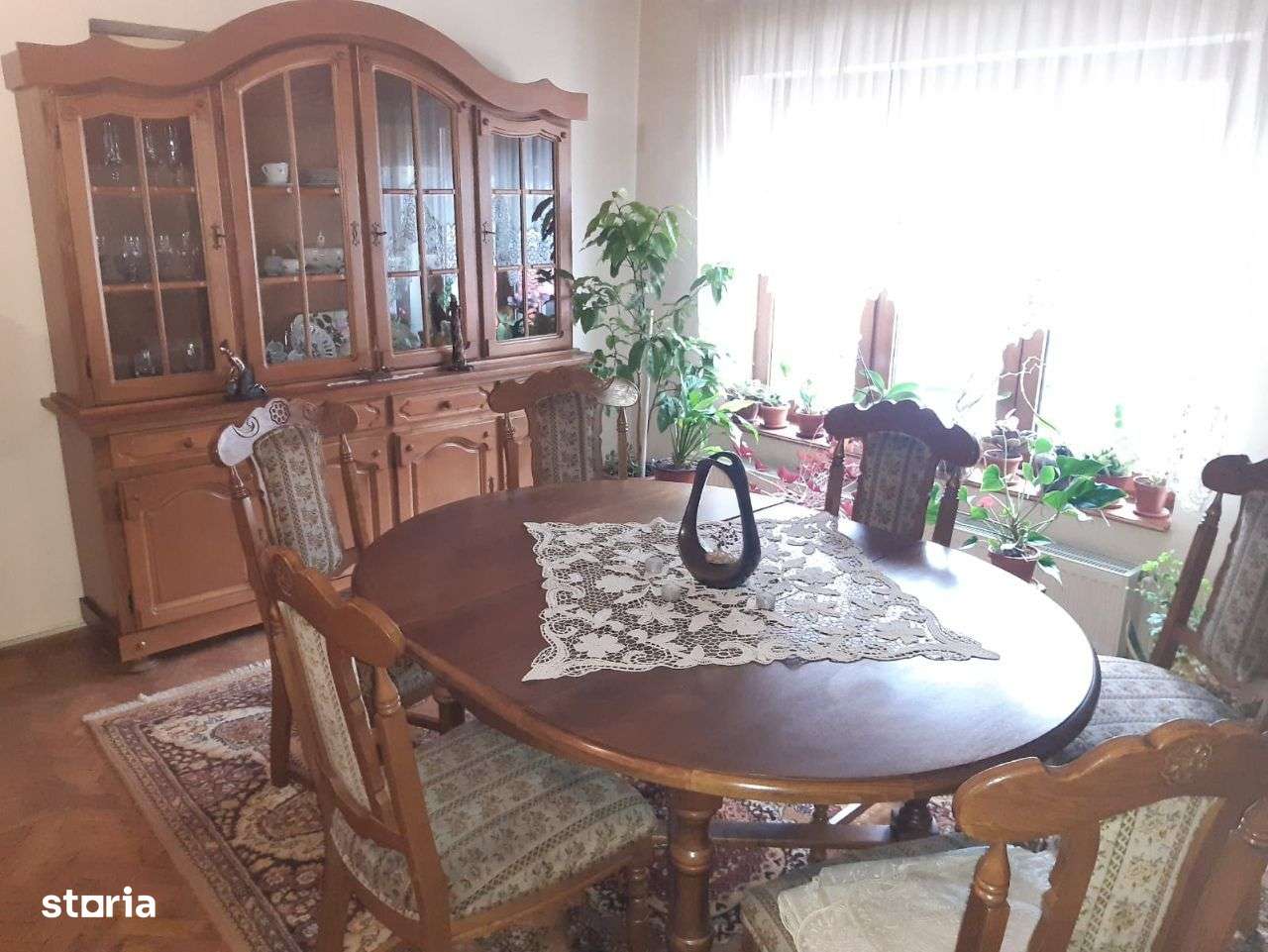 Apartament in vila cu teren - Imagine principală: 4/6