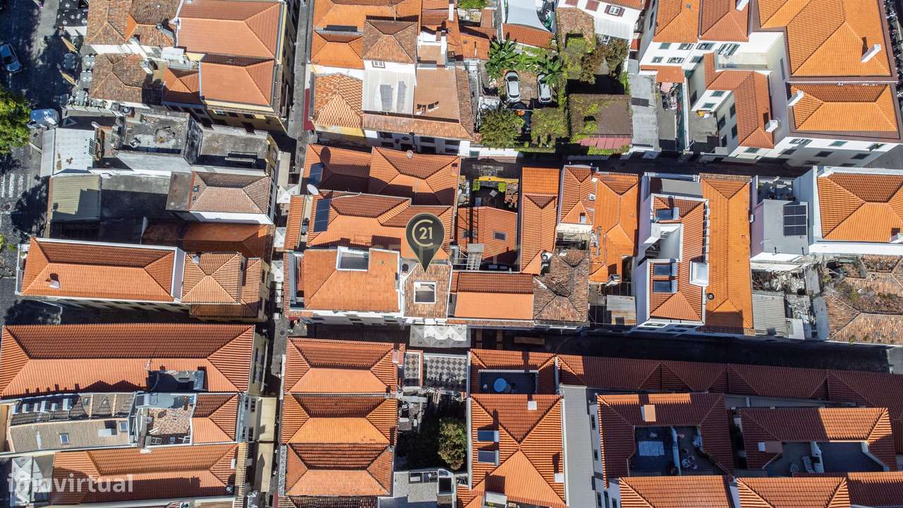 Prédio na Zona Velha do Funchal – Oportunidade de Investimento-46