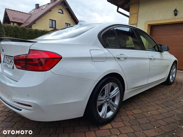 BMW Seria 3 318d MHEV Sport Line - 20