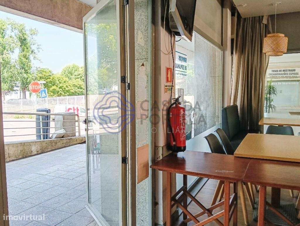 Snack bar para trespasse, em frente ao ISMAI na Maia - Grande imagem: 3/25