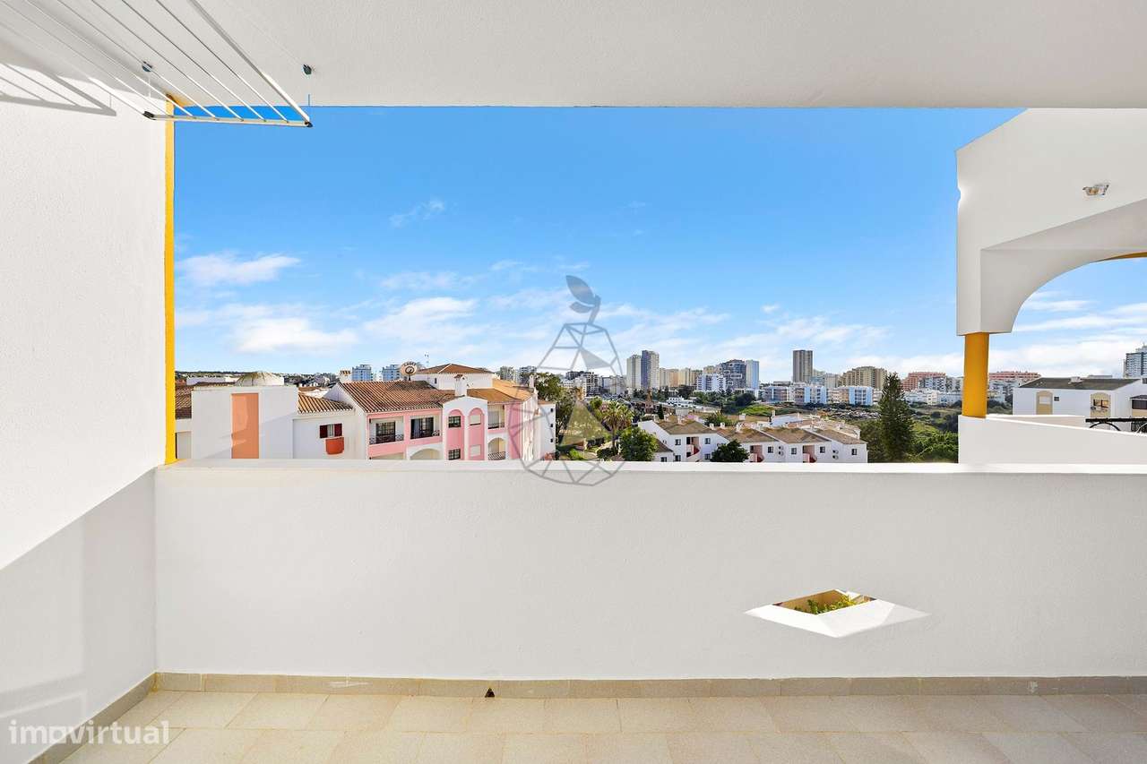Apartamento T2 virado a Sul , com Garagem na Vila Rosa - Portimão-22