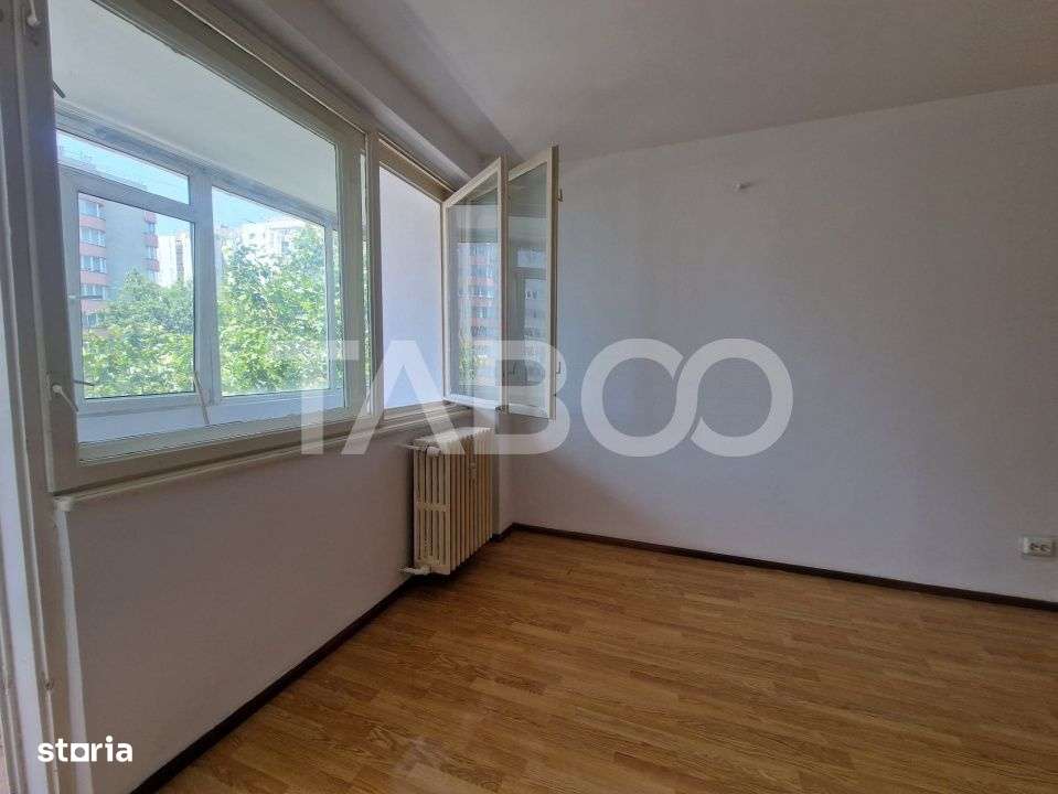 De vanzare apartament 2 camere Obor balcon mare proximitate excelenta - Imagine principală: 3/13