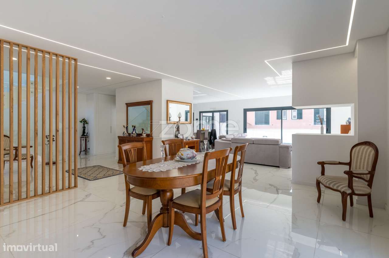 Moradia T3 Famões-9