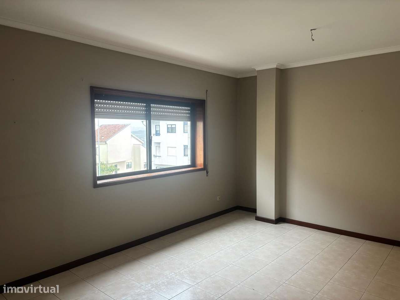 Apartamento T2 Oliveira do Douro - Grande imagem: 2/10