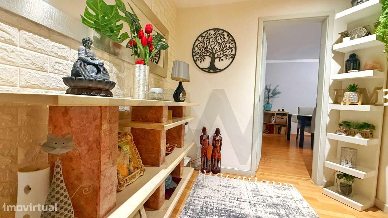 Excelente Apartamento T3 na quinta da marialva– Espaço, Conforto e Lum-0