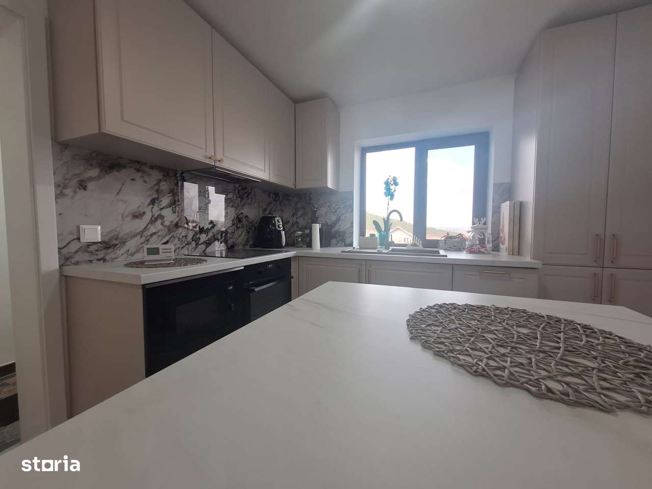 Casa de vanzare Campenesti,suprafata utila 366mp,teren 1000mp.-16