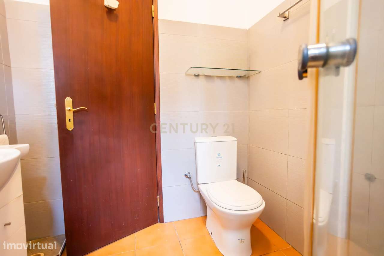 Moradia T3 Independente em Lote de 385 m² – Quinta do Conde, Sesimbra-13