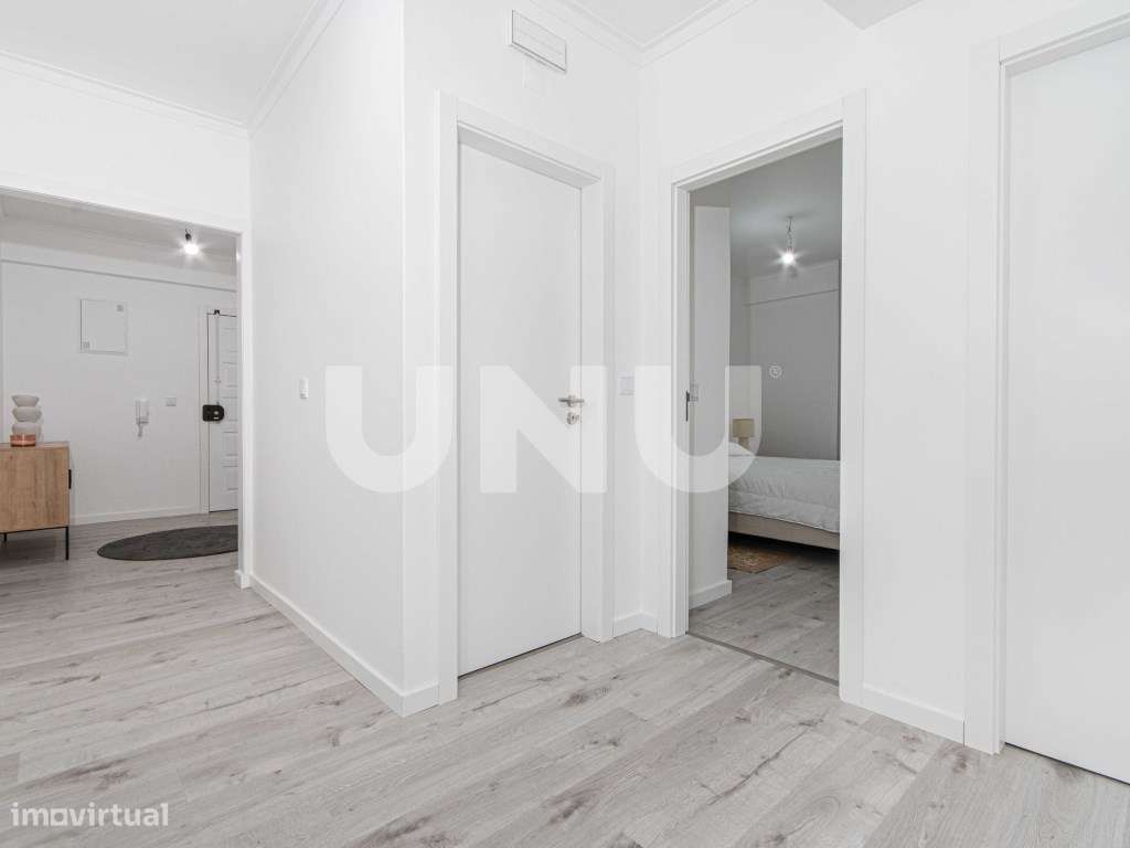 Apartamento T3 totalmente remodelado no Carregado!-5