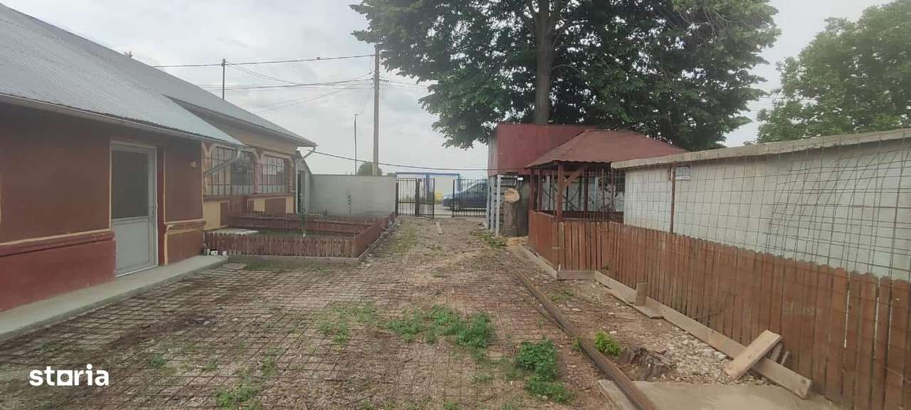 Casa 5 camere cu livada 2200 mp- Varasti-10