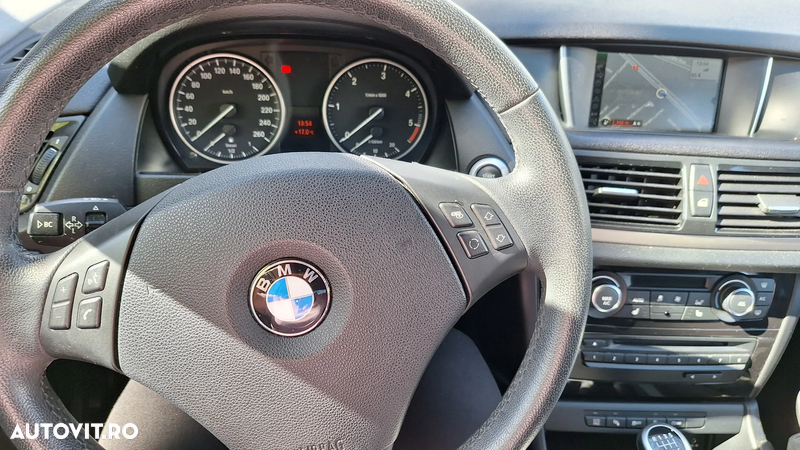 BMW X1 xDrive18d - 11