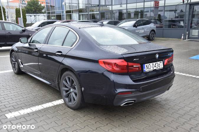 BMW Seria 5 530i GPF xDrive Sport - 6