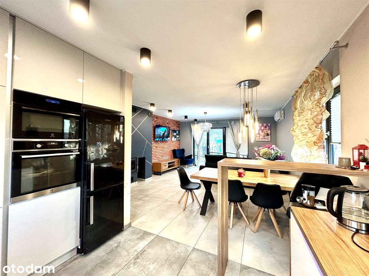 nowy parterowy dom z pompą cceipła i klimatyzacją - Pełny obrazek: 4/15