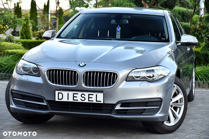 BMW Seria 5 520d xDrive - 7