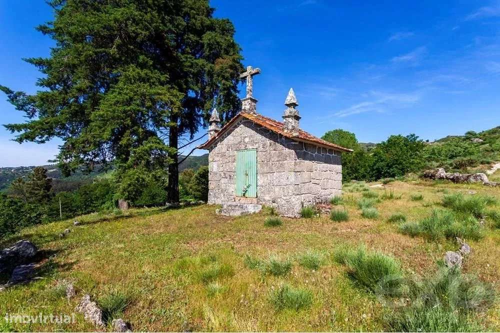 MORADIA T3 + CAPELA | INVESTIMENTO TURISMO - MARAVILHOSAS VISTAS - Grande imagem: 2/16