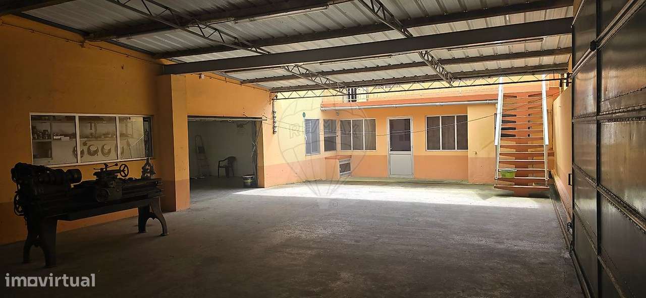 Moradia T5 para venda-2