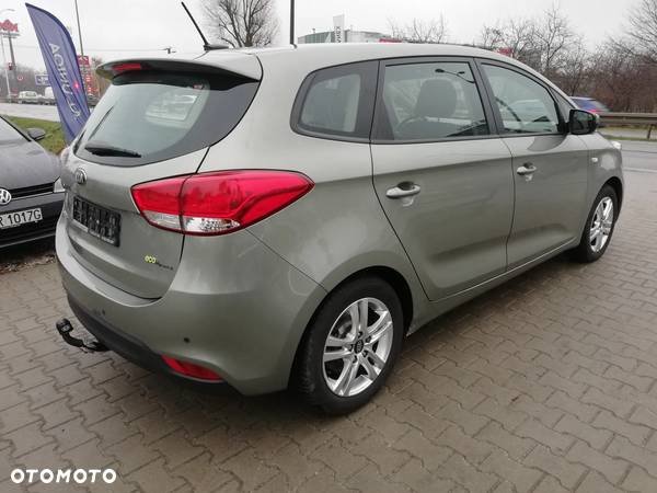 Kia Carens 1.6 GDI Business Line 7os EU6 - 4