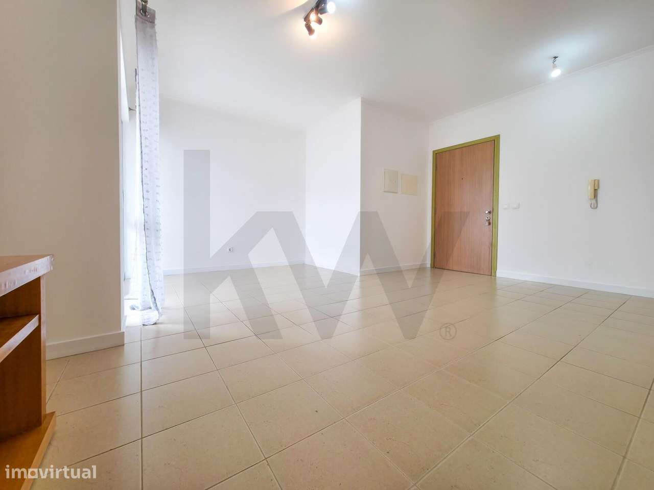 Apartamento T2 - Localizado em Ponta Delgada - Grande imagem: 3/11