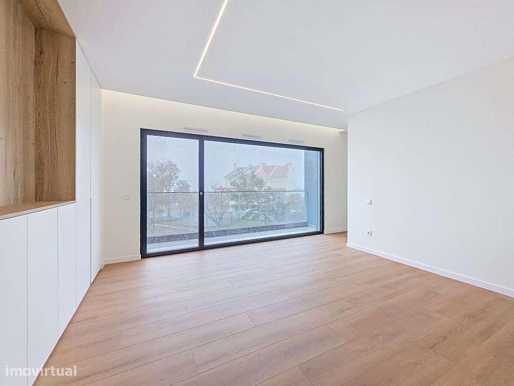 MORADIA T4 NOVA EM MAFRA.-14