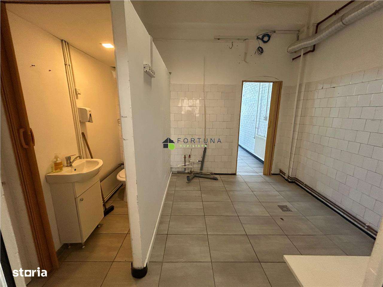 Spatiu comercial cu vad, langa Lidl Craiter-5