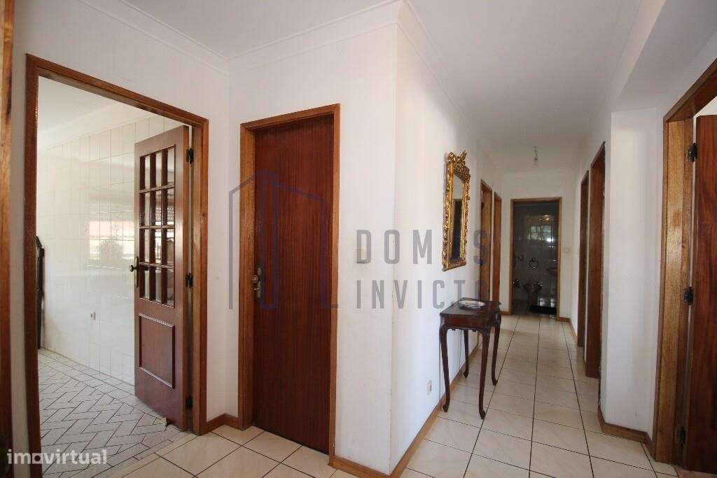 Apartamento T3 em plena Av Cidade de Zamora com vista do Castelo de Br-14