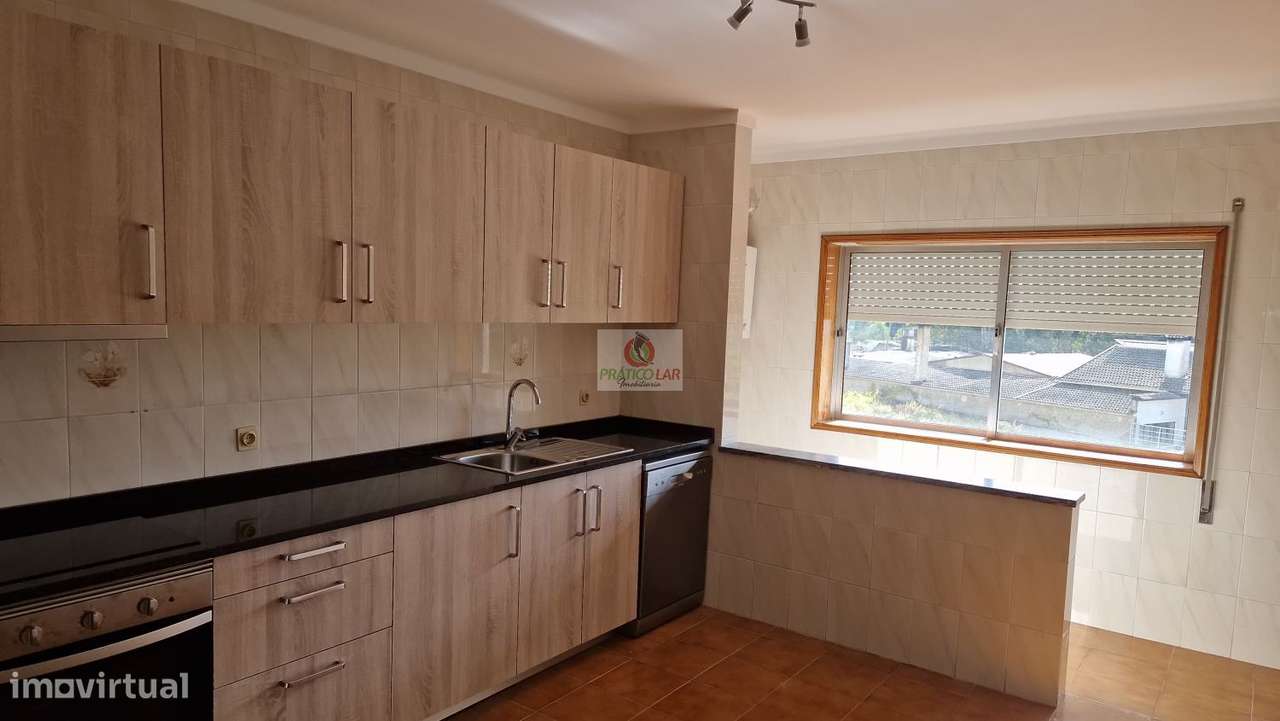 Apartamento T2 Oliveira do Bairro-15